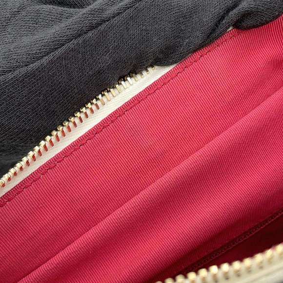 Chanel Chain Shoulder Bag Gabriel de Hobo Large Calf Leather White Black - Picture 12 of 16